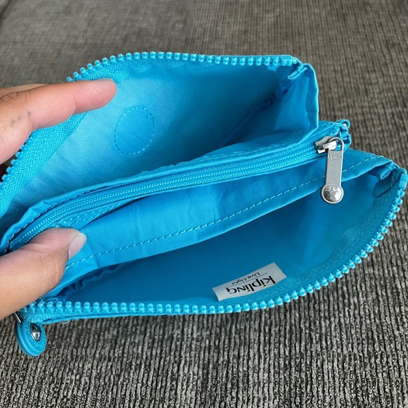 Blue Kipling Pouch - Picture 3 of 5